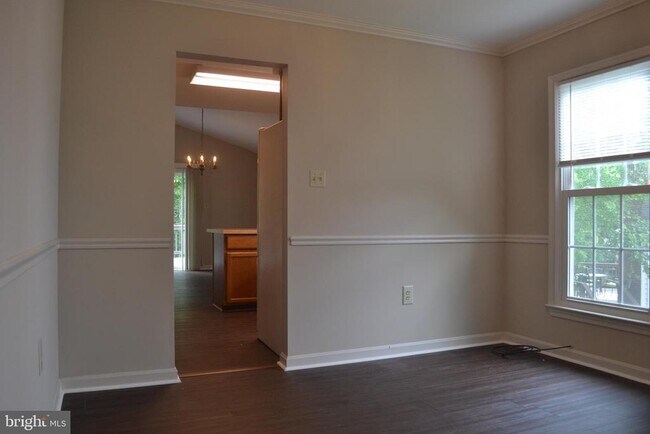Foto del edificio - 9614 Shannon Ln