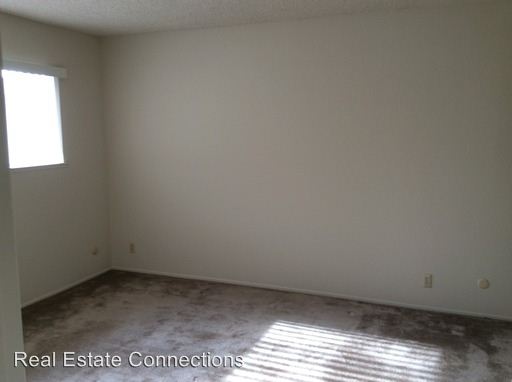 Building Photo - 5879 El Zuparko Dr