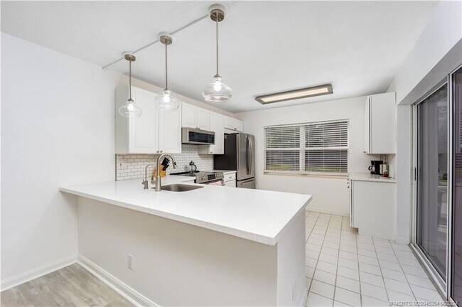 Foto del edificio - 2512 SW Danbury Ln