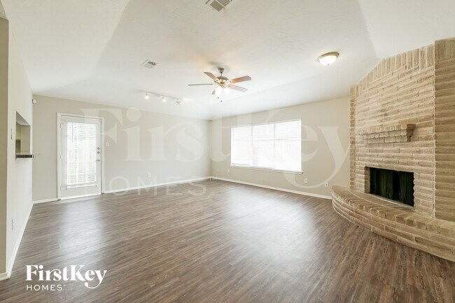 Foto del edificio - 22219 Oakhill Gate Dr
