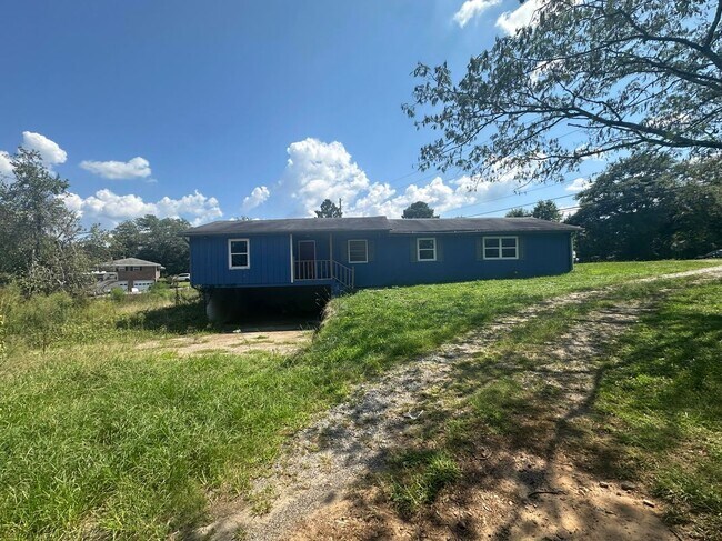 Foto del edificio - 794 N Booth Rd NW