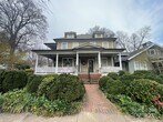 Foto principal - 501 E Kingston Ave