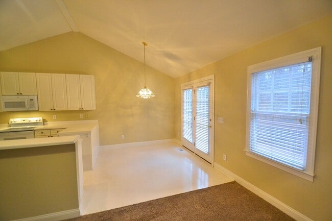 Foto del edificio - 4700 Jamesville Dr