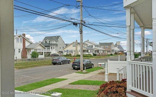 Foto del edificio - 115 18th Ave