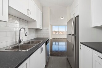 Building Photo - 5600 Sheppard Avenue E