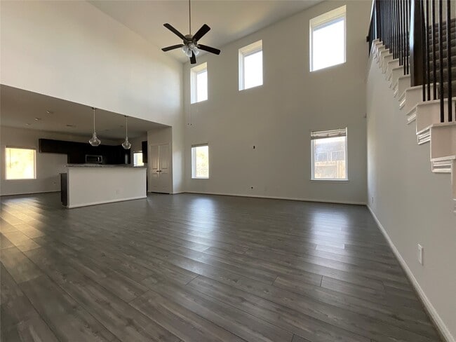 Foto del edificio - 8039 Brooks Crossing Dr