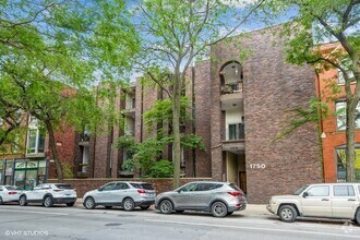 Building Photo - 1750 N Wells St