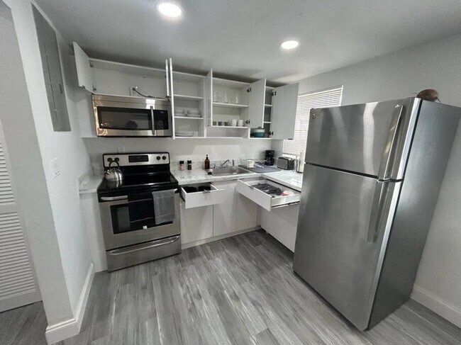 Foto del edificio - 2635 SW 24th Ave