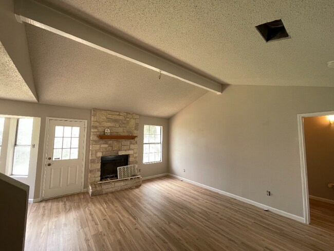 Building Photo - 1711 Tamra Ct