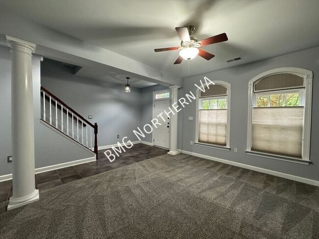 Photo - 10673 General Kirkland Dr- House