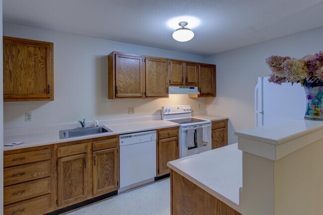 Foto del edificio - 44 Evergreen Rd