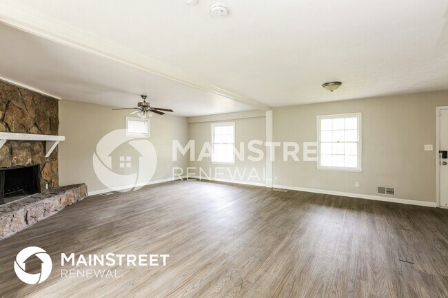 Foto del edificio - 454 Roxbury Dr