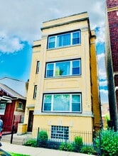 Building Photo - 5567 W Van Buren St