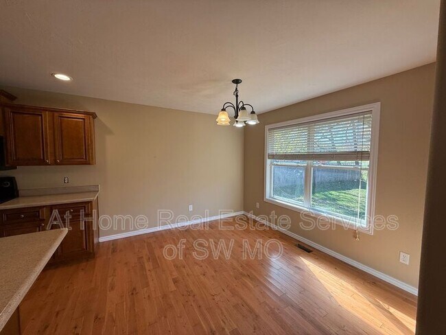 Foto del edificio - 3627 N Miller Valley Ct