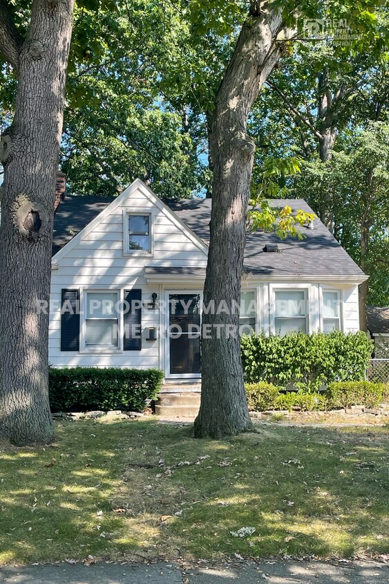 Foto principal - 1325 Cherokee Ave