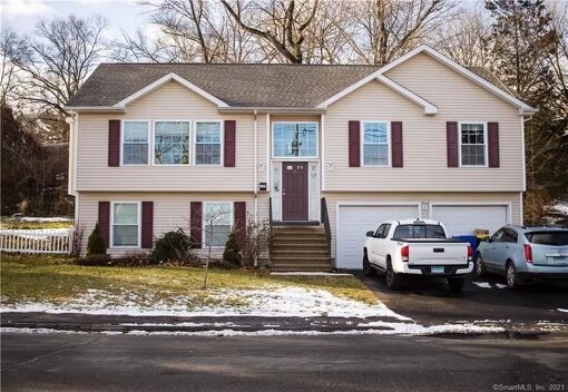 Primary Photo - 124 Oronoke Rd