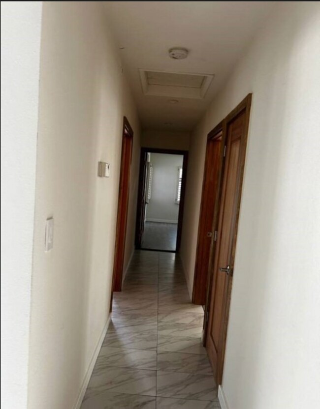 Foto del edificio - 430 E Walnut Ave