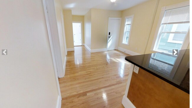 Building Photo - 42 Gorham St