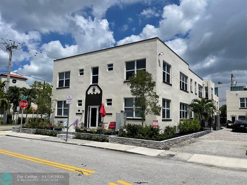 Foto principal - 1501 SE 2nd Ct