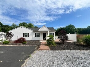 Building Photo - 1741 Underwood Rd