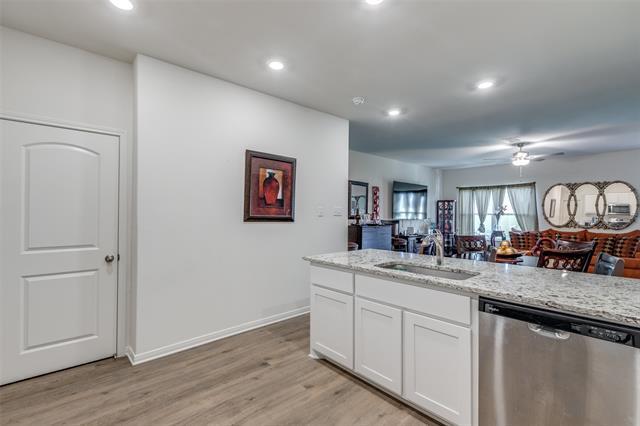 Foto del edificio - 206 Marsh Ln