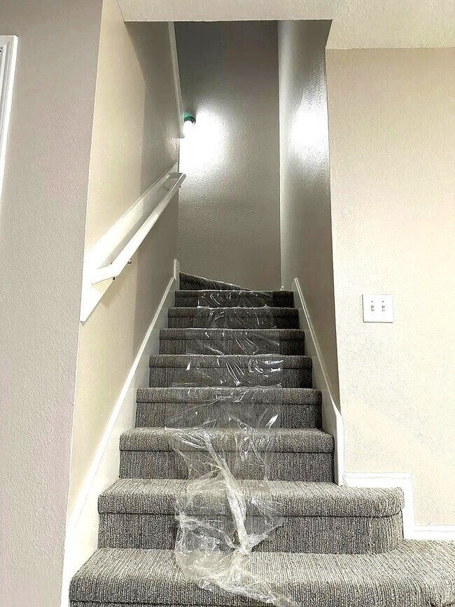 Foto del edificio - 4811 Pebble Bluff Ln