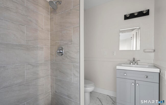 Foto del edificio - 32 Lamberton St