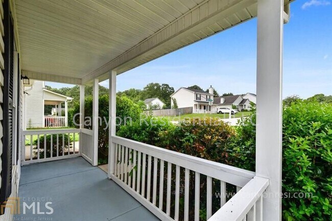 Foto del edificio - Awesome 2 Story - 3 Bedrooms, 2 Full Bath,...