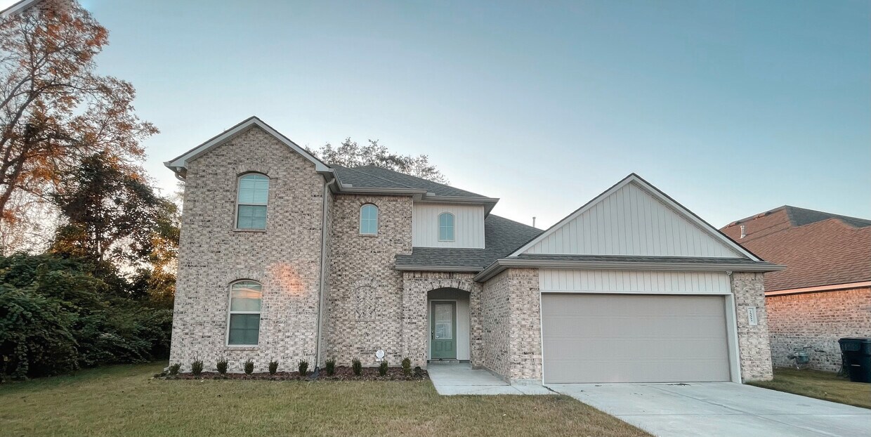 Primary Photo - 75553 Joyce Dr