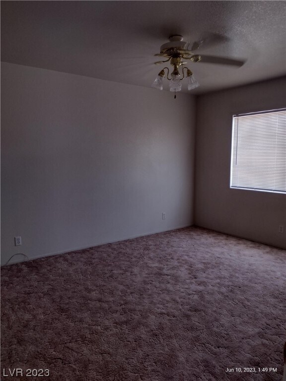 Building Photo - 2804 Briar Knoll Dr
