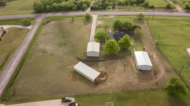 Building Photo - 3500 W Farm to Market 5