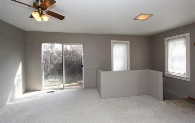 Foto del edificio - 1610 Burr St