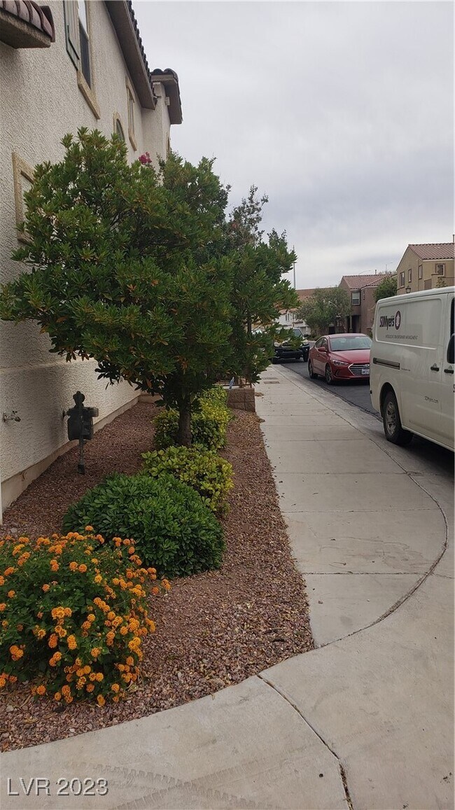 Foto del edificio - 1541 Mt Noble Ct