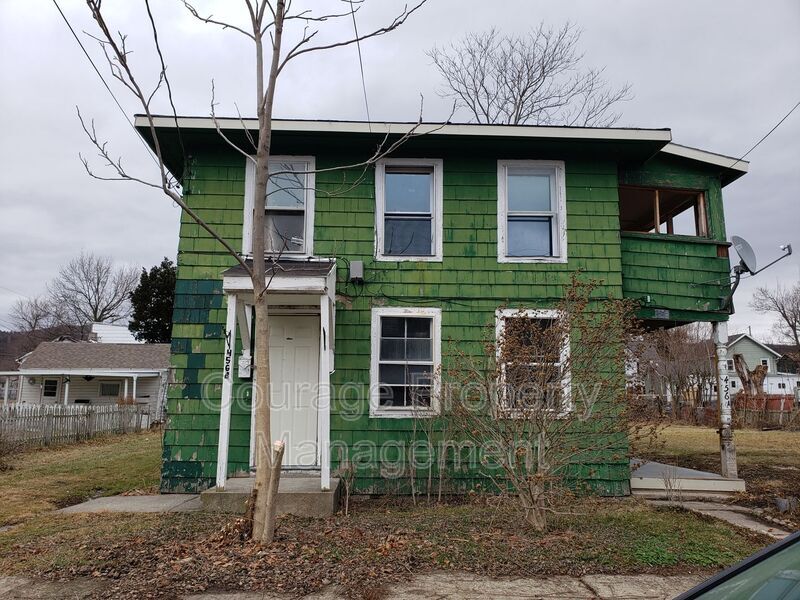 Primary Photo - 456 High St