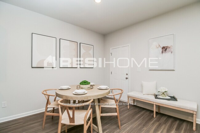 Foto del edificio - 475 Oakwood Dr NW