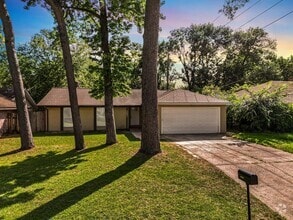 Building Photo - 23207 Naples Dr