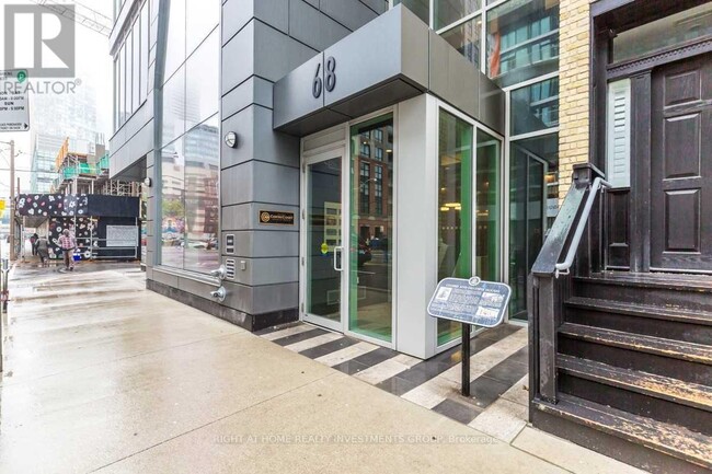 Building Photo - 68-868 Shuter St