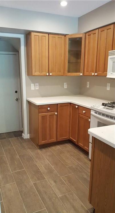 Foto del edificio - 1572 Brentwood Dr