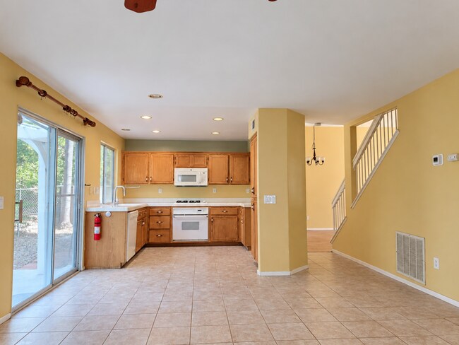 Foto del edificio - 635 Hillhaven Dr