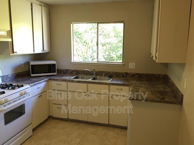 Foto del edificio - 346 Hickory St