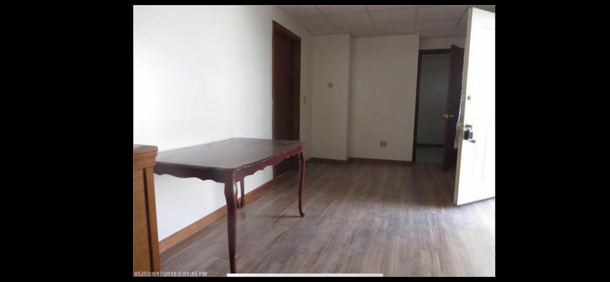 Building Photo - 8 Sheldon Pl