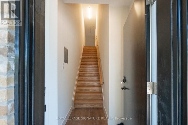 Building Photo - 7 Earnscliffe Rd