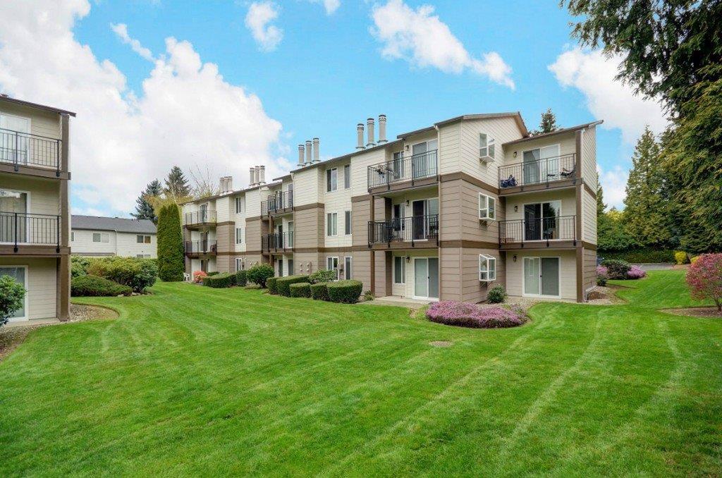 12635 NE 130th Way, Kirkland, WA 98034 Condo for Rent in Kirkland, WA