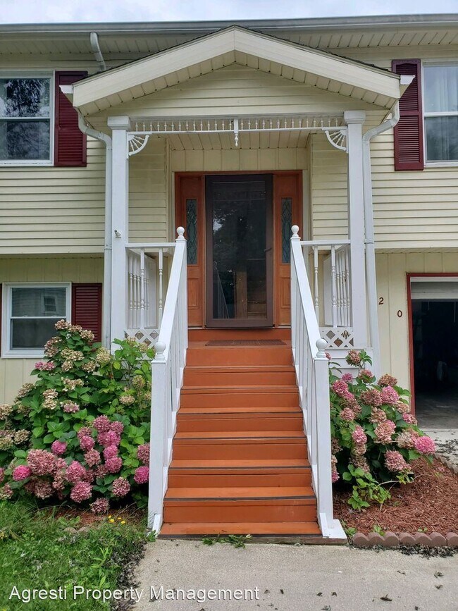 Building Photo - 4 br, 2 bath House - 3120 Greeley Avenue