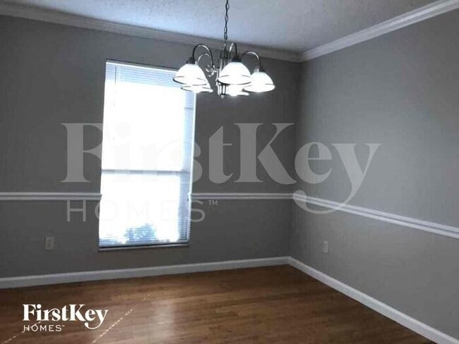 Foto del edificio - 2462 Ridgecrest Ave