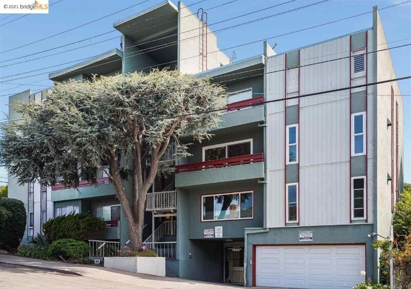 Foto principal - 710 E 22nd St
