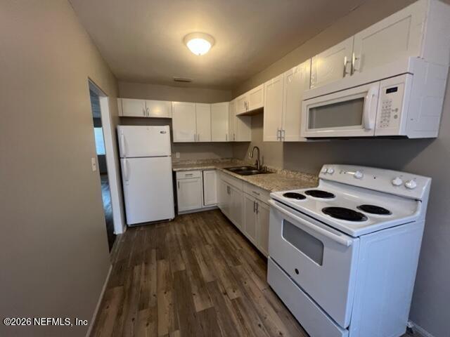 Foto del edificio - 3119 Belden Cir