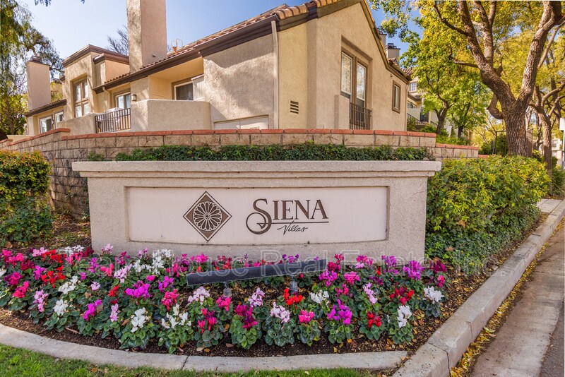 24157 Del Monte Dr. Unit 411, Santa Clarita, CA 91355 Condo for Rent