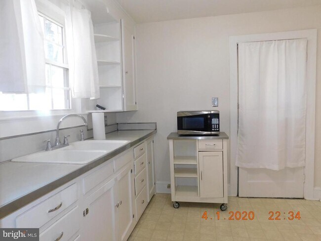 Foto del edificio - 815 Bright St