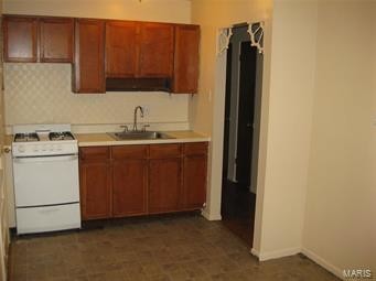 Building Photo - 3132 Sherman Dr